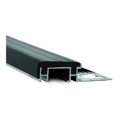 Protector De Escalon De Aluminio Y Pvc Negro Atrim 10 X 30 Cm 2,5 Mm 3924